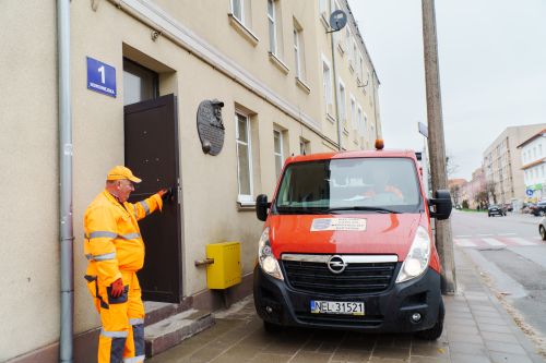 ŚwiećSię_rozwiezieni e sprzętu przez pracowników MZK